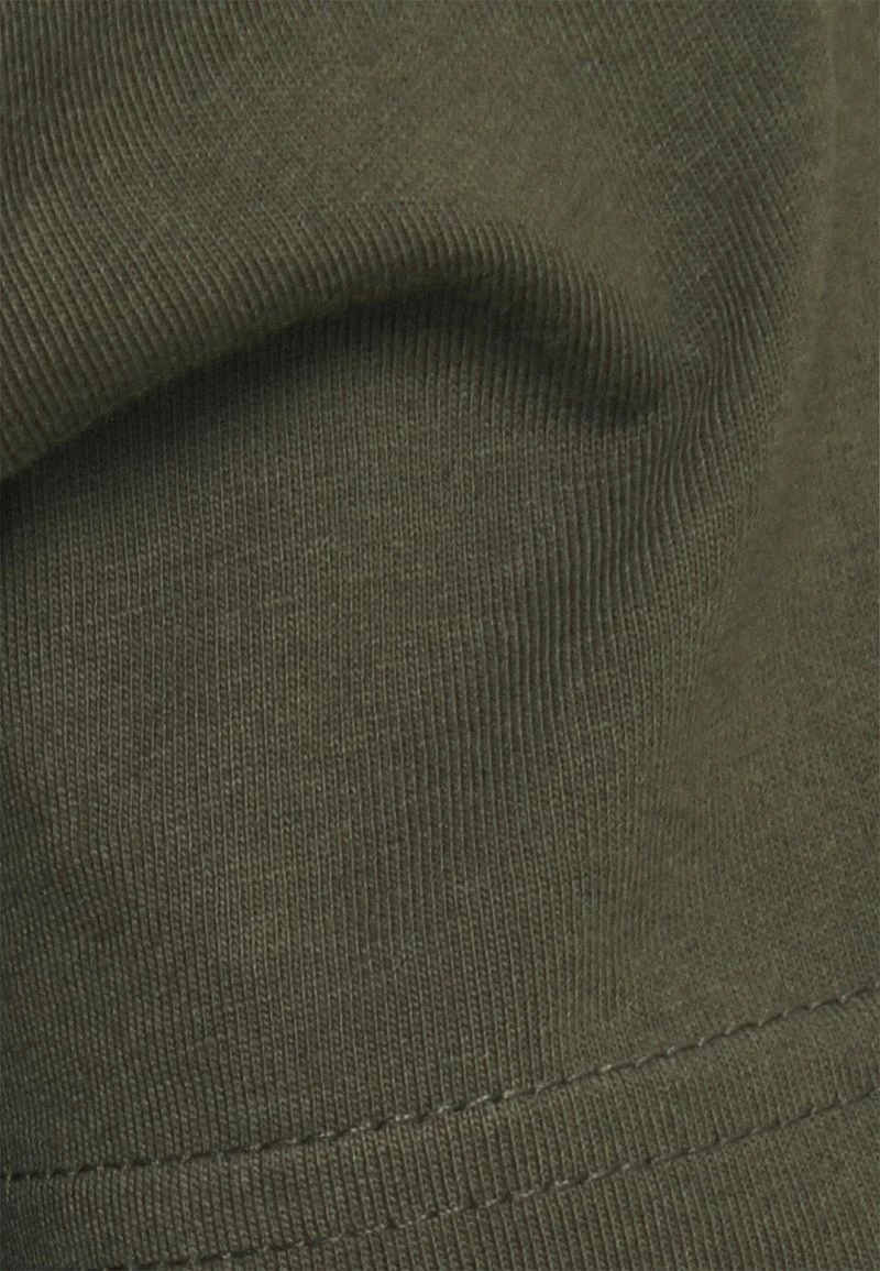 Pier One Hombre 5 PACK - Camiseta Básica - Black/white/light Grey 12 Pier One Hombre 5 PACK - Camiseta Básica - Black/white/light Grey - Imagen 10