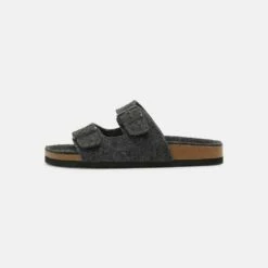 Pier One Unisexo UNISEX - Sandalias Planas - Dark Grey