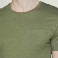 Pier One Hombre Camiseta Básica - Oliv -Ofertas Pier One Tienda 0d7d79f5914844129898f02c0ba3a9d3