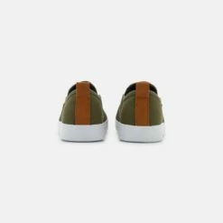 Pier One Unisexo UNISEX - Mocasines - Khaki -Ofertas Pier One Tienda 0ec91ba0b5e8472194d82dc62e0f238c