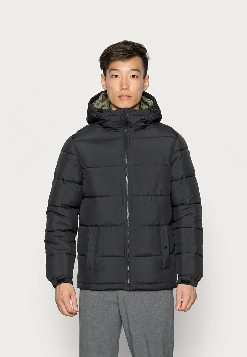 Pier One Hombre BASIC PUFFER JACKET WITH CONTRAST HOOD - Chaqueta De Invierno - Black/olive 3 Pier One Hombre BASIC PUFFER JACKET WITH CONTRAST HOOD - Chaqueta De Invierno - Black/olive