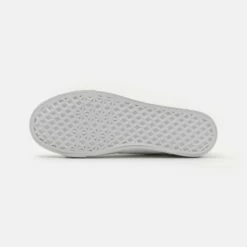 Pier One Unisexo UNISEX - Zapatillas Altas - White -Ofertas Pier One Tienda 1e03fd55911f47fb948bc4f275436bfc