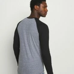 Pier One Camiseta De Manga Larga - Blue, Hombre -Ofertas Pier One Tienda 26b9ef585a52469c90536b07aa28880d