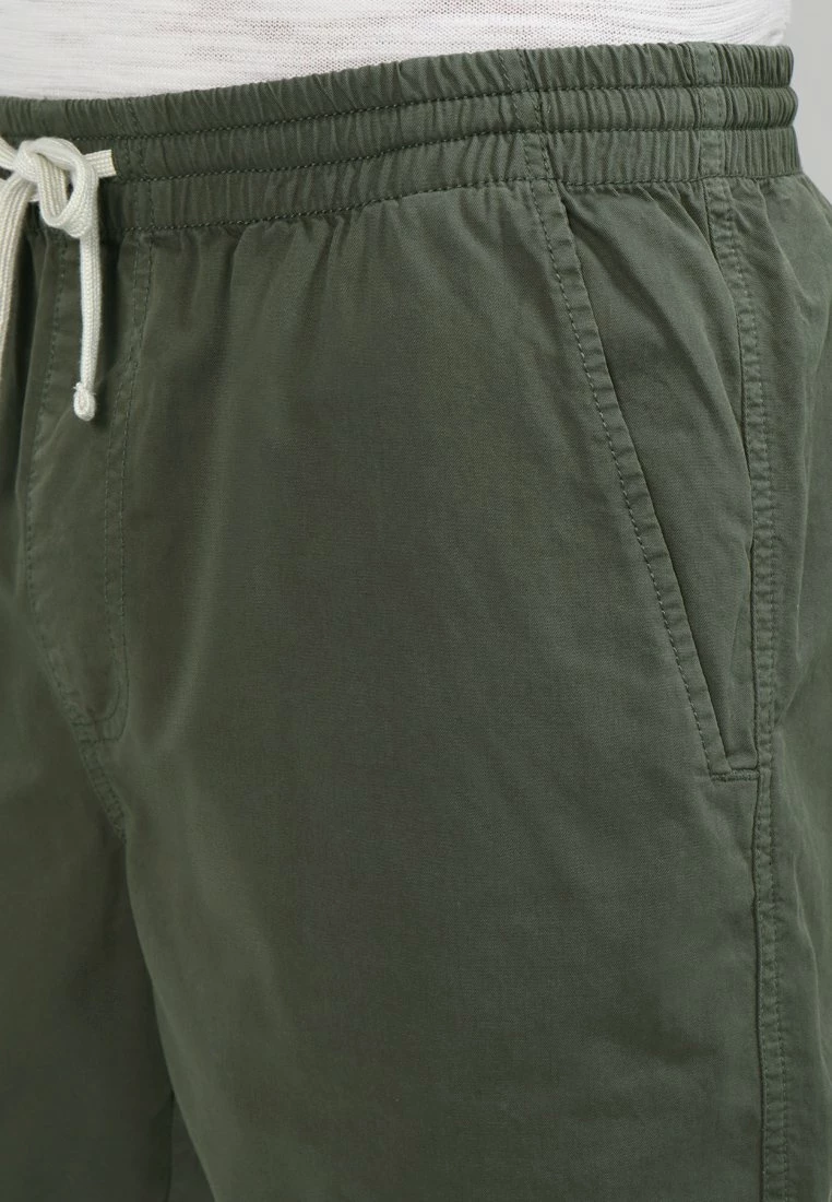 Pier One Hombre Shorts - Khaki 6 Pier One Hombre Shorts - Khaki - Imagen 4