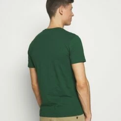 Pier One Hombre Camiseta Estampada - Dark Green -Ofertas Pier One Tienda 31c1e3758dd24e7baf7d52592b6f64b4