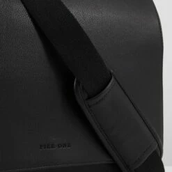 Pier One Hombre Bandolera - Black -Ofertas Pier One Tienda 35de3b7b84c54b2abd47bb358f1dd7cd