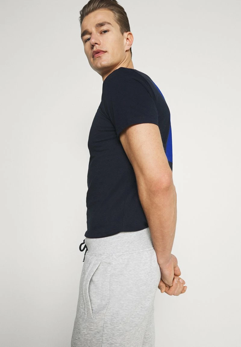 Pier One Hombre 2 PACK - Shorts - Mottled Light Grey/dark Blue 7 Pier One Hombre 2 PACK - Shorts - Mottled Light Grey/dark Blue - Imagen 5