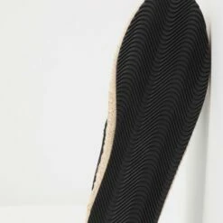Pier One Unisexo RENA ESPADRILLE UNISEX - Alpargatas - Black -Ofertas Pier One Tienda 3dfc448275e348a8b076241cb5cb12a4