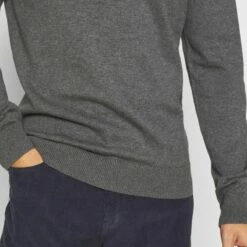 Pier One 2 PACK - Jersey De Punto - Dark Blue/mottled Dark Grey, Hombre -Ofertas Pier One Tienda 3f51711a299a47149b98974d0e6fcd55