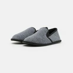 Pier One Unisexo UNISEX - Pantuflas - Dark Grey -Ofertas Pier One Tienda 4a661d19da664a47a5169895cc915d35