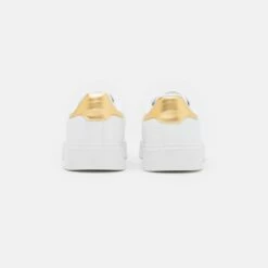 Pier One Unisexo UNISEX - Zapatillas - White/gold -Ofertas Pier One Tienda 4a7ddbc0f73642408d05261f8fd63302