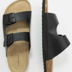 Pier One Hombre UNISEX - Pantuflas - Black -Ofertas Pier One Tienda 4c6efb79f85c4ec0b5e49cfe29819423