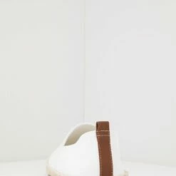 Pier One Unisexo RENA ESPADRILLE UNISEX - Alpargatas - White -Ofertas Pier One Tienda 4f1c7dae0cbb47efaca02a71fb79d125