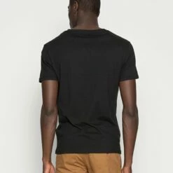 Pier One Hombre 5 PACK - Camiseta Básica - White/blue/black -Ofertas Pier One Tienda 577e250ad0624377b57eabcac8149891