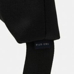 Pier One Unisexo UNISEX - Bandolera - Black -Ofertas Pier One Tienda 5ad12cfe4065434fb4a966d6c236f3fb
