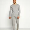 Pier One Hombre Pijama - Mottled Grey 2 Pier One Hombre Pijama - Mottled Grey -Ofertas Pier One Tienda 5e7859ac92be4c459a34e7409f4d7a17