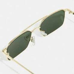 Pier One Unisexo UNISEX - Gafas De Sol - Gold-coloured/green 8 Pier One Unisexo UNISEX - Gafas De Sol - Gold-coloured/green -Ofertas Pier One Tienda 7ab1740e12cb4abd832141f4d011f0cc
