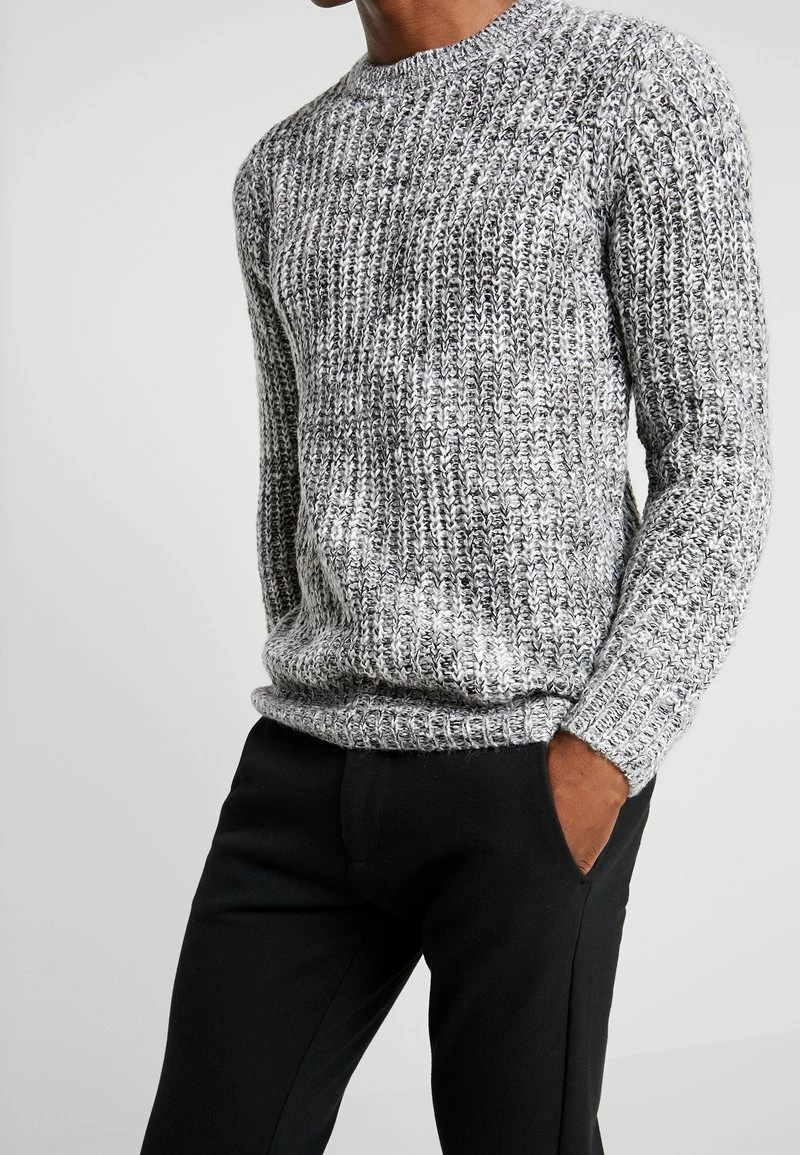 Pier One Hombre Jersey De Punto - Mottled Grey 8 Pier One Hombre Jersey De Punto - Mottled Grey - Imagen 6