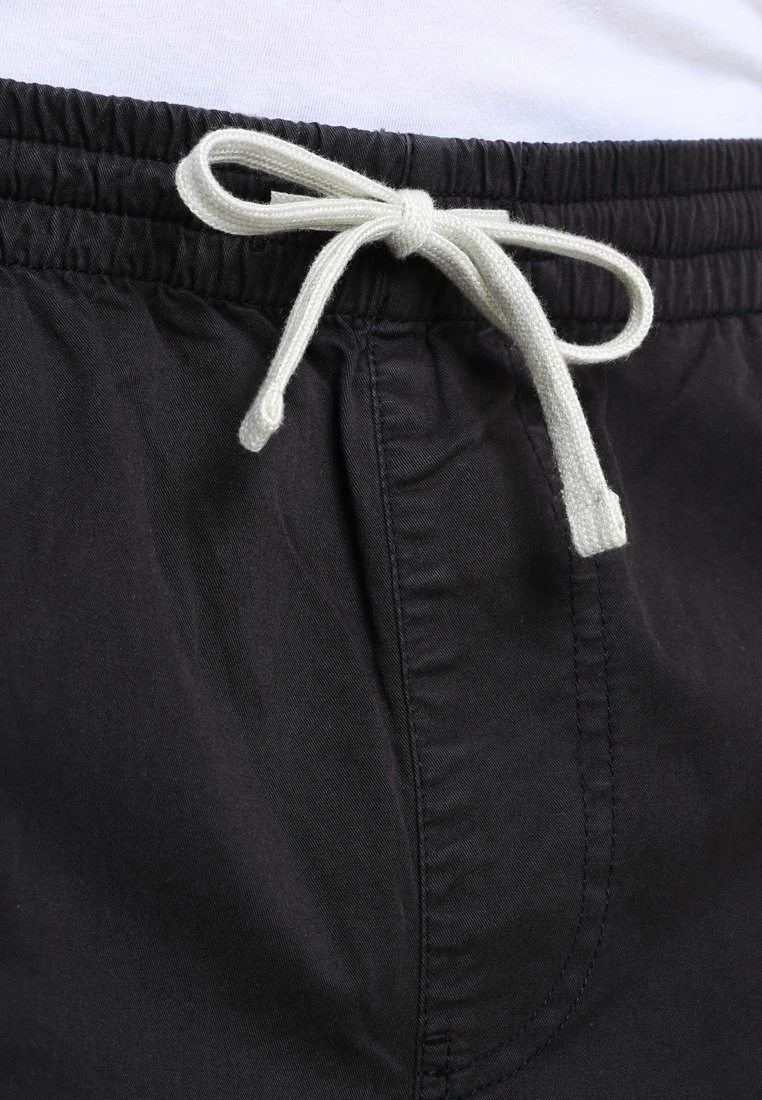 Pier One Hombre Shorts - Black 6 Pier One Hombre Shorts - Black - Imagen 4