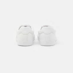 Pier One Unisexo UNISEX - Zapatillas - White -Ofertas Pier One Tienda a2cfb45981b74fa89672664e31892e90