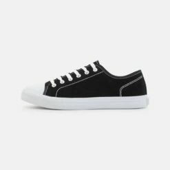 Pier One Unisexo UNISEX - Zapatillas - Black