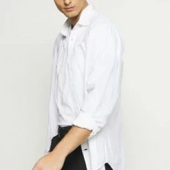 Pier One Camiseta Estampada - White, Hombre -Ofertas Pier One Tienda a5f7746e5c7a458abdf96cb3b8174880