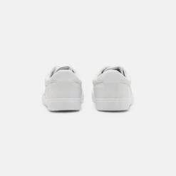 Pier One Unisexo UNISEX - Zapatillas - White -Ofertas Pier One Tienda ab2d968d12ef411eaf85c794f39aa13a