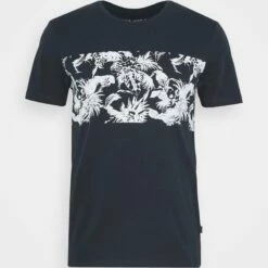 Pier One Hombre Camiseta Estampada - Dark Blue 10 Pier One Hombre Camiseta Estampada - Dark Blue -Ofertas Pier One Tienda abd54f5633444964a6317862d2a0ce34