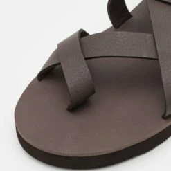 Pier One Hombre Sandalias De Dedo - Dark Brown -Ofertas Pier One Tienda af4adcead2334831ba71650f83a8a8fd