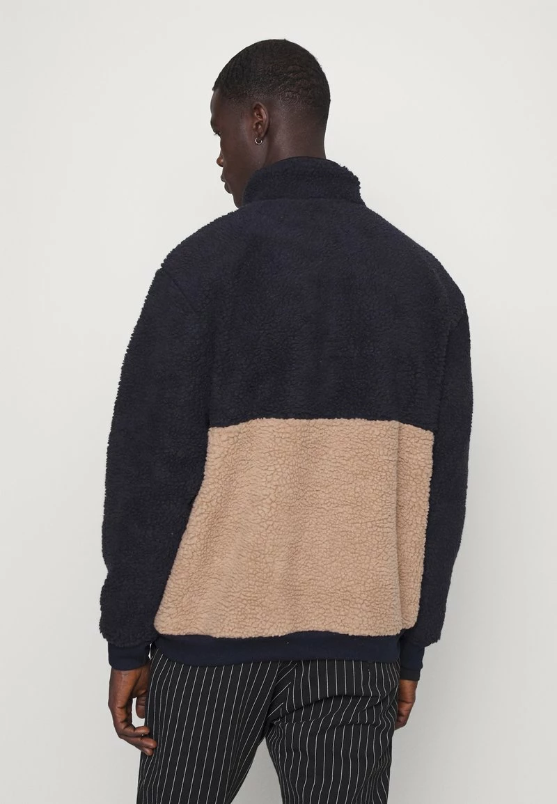 Pier One Hombre Forro Polar - Dark Blue/tan 5 Pier One Hombre Forro Polar - Dark Blue/tan - Imagen 3