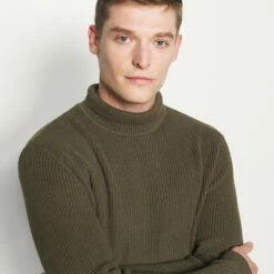 Pier One Hombre Jersey De Punto - Olive -Ofertas Pier One Tienda b5ad8895e9564d7597f65de914ee0e47