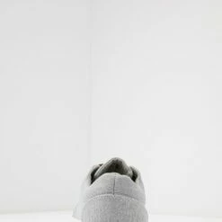 Pier One UNISEX - Zapatillas - Light Grey, Unisexo -Ofertas Pier One Tienda c85ff19dbd204d8592e664fe774ddc89