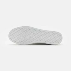 Pier One Unisexo UNISEX - Zapatillas Altas - White -Ofertas Pier One Tienda cf552143a4de4179a7e67652b5775a9d