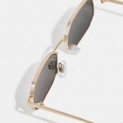 Pier One Unisexo UNISEX - Gafas De Sol - Gold-coloured/black -Ofertas Pier One Tienda cf79adb28dd744069cefc772cd3c09f5