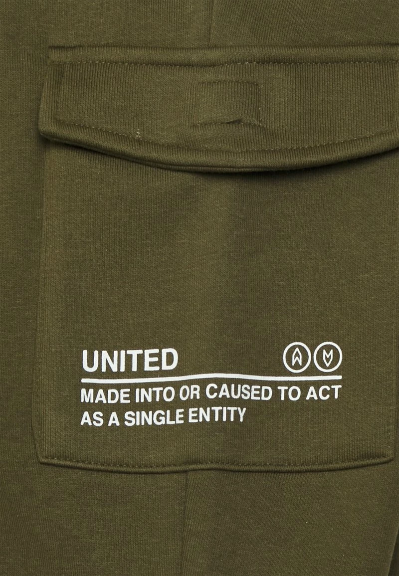 Pier One Hombre CARGO JOGGER - Pantalones Deportivos - Olive 5 Pier One Hombre CARGO JOGGER - Pantalones Deportivos - Olive - Imagen 3