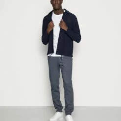 Pier One 3 PACK - Camiseta Básica - White/black/light Grey, Hombre