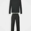 Pier One Hombre Pijama - Black/white -Ofertas Pier One Tienda d2cca0195c524d6683fa7571898d3901