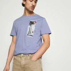 Pier One Hombre Camiseta Estampada - Lilac -Ofertas Pier One Tienda d3cfcc7846094b028773976cfdaf07ad