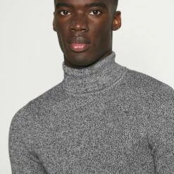 Pier One MUSCLE FIT TURTLE - Jersey De Punto - Mottled Grey, Hombre 11 Pier One MUSCLE FIT TURTLE - Jersey De Punto - Mottled Grey, Hombre -Ofertas Pier One Tienda e3c882d2274c45af8a9f7df902604a5f