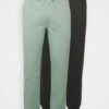 Pier One Hombre 2er PACK - Pantalones Deportivos - Green/black -Ofertas Pier One Tienda e9e52a633c1c4d2b95660c1da4b10a89