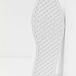 Pier One Hombre UNISEX - Zapatillas - White 17 Pier One Hombre UNISEX - Zapatillas - White -Ofertas Pier One Tienda ed08f9e338c448419584331c06492cf3