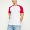 Pier One Hombre Camiseta Básica - Red -Ofertas Pier One Tienda f1095b92a40d44e39bc584dcfdc00d5f