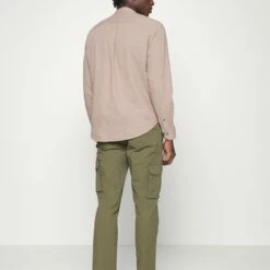 Pier One Hombre Pantalones Cargo - Olive 13 Pier One Hombre Pantalones Cargo - Olive -Ofertas Pier One Tienda f22b9d0d58154d29a7997e41bd409431