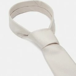 Pier One Corbata - Beige, Hombre 7 Pier One Corbata - Beige, Hombre -Ofertas Pier One Tienda f45c81509d4442f9bc8a37e0d92e103b