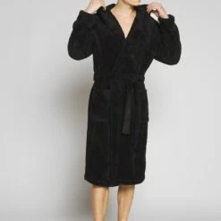 Pier One Hombre Albornoz - Black -Ofertas Pier One Tienda f5f91a6bf221499cada6619f4530f8f0