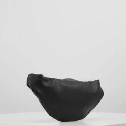 Pier One Unisexo UNISEX - Riñonera - Black -Ofertas Pier One Tienda f7a3e5554cc34aed986bddfaf84ca8df