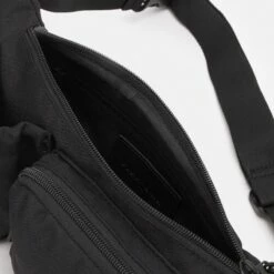 Pier One Unisexo UNISEX - Riñonera - Black -Ofertas Pier One Tienda fbd6a065e8eb43f3b6ad8db167a568a7