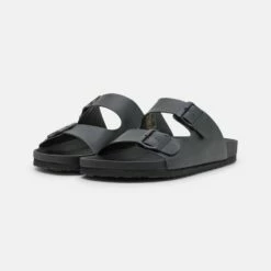 Pier One UNISEX - Pantuflas - Black, Unisexo -Ofertas Pier One Tienda fc1b1317581b41b894accc5173f19448