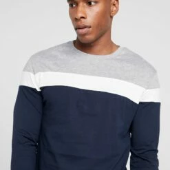 Pier One Camiseta De Manga Larga - Grey/dark Blue, Hombre -Ofertas Pier One Tienda fe00904878e347c082c5811f3750ffa3